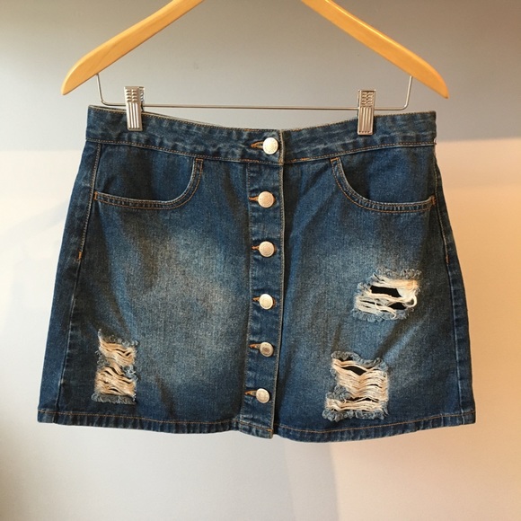 Forever 21 Dresses & Skirts - 🌹50% off🌹XXI Highwaisted denim / jean skirt